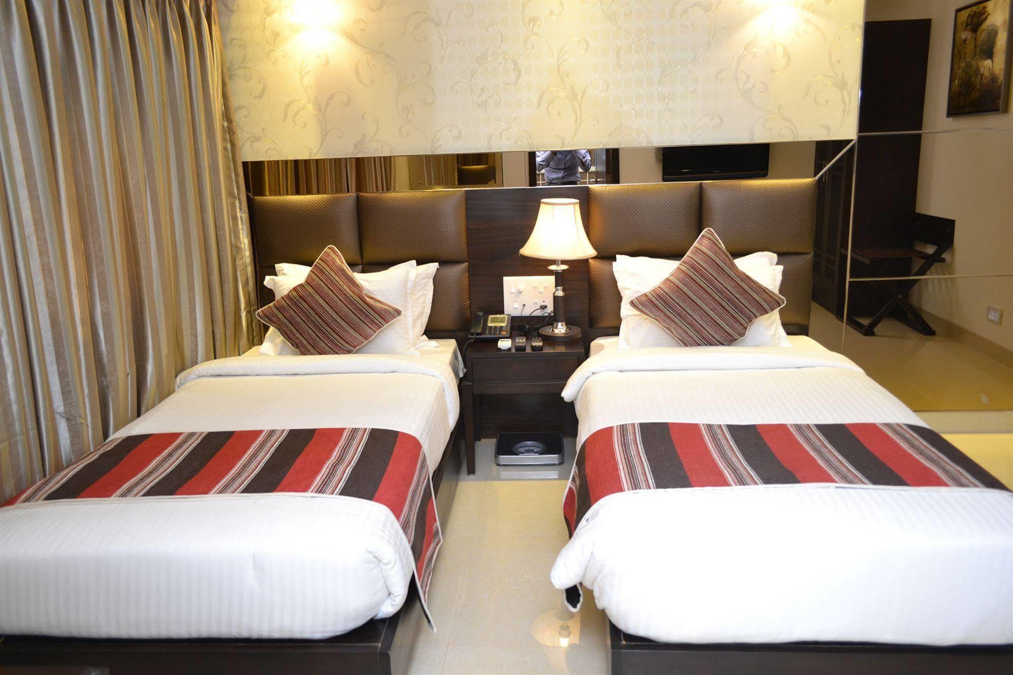 Hotel Manama Mumbai Kültér fotó