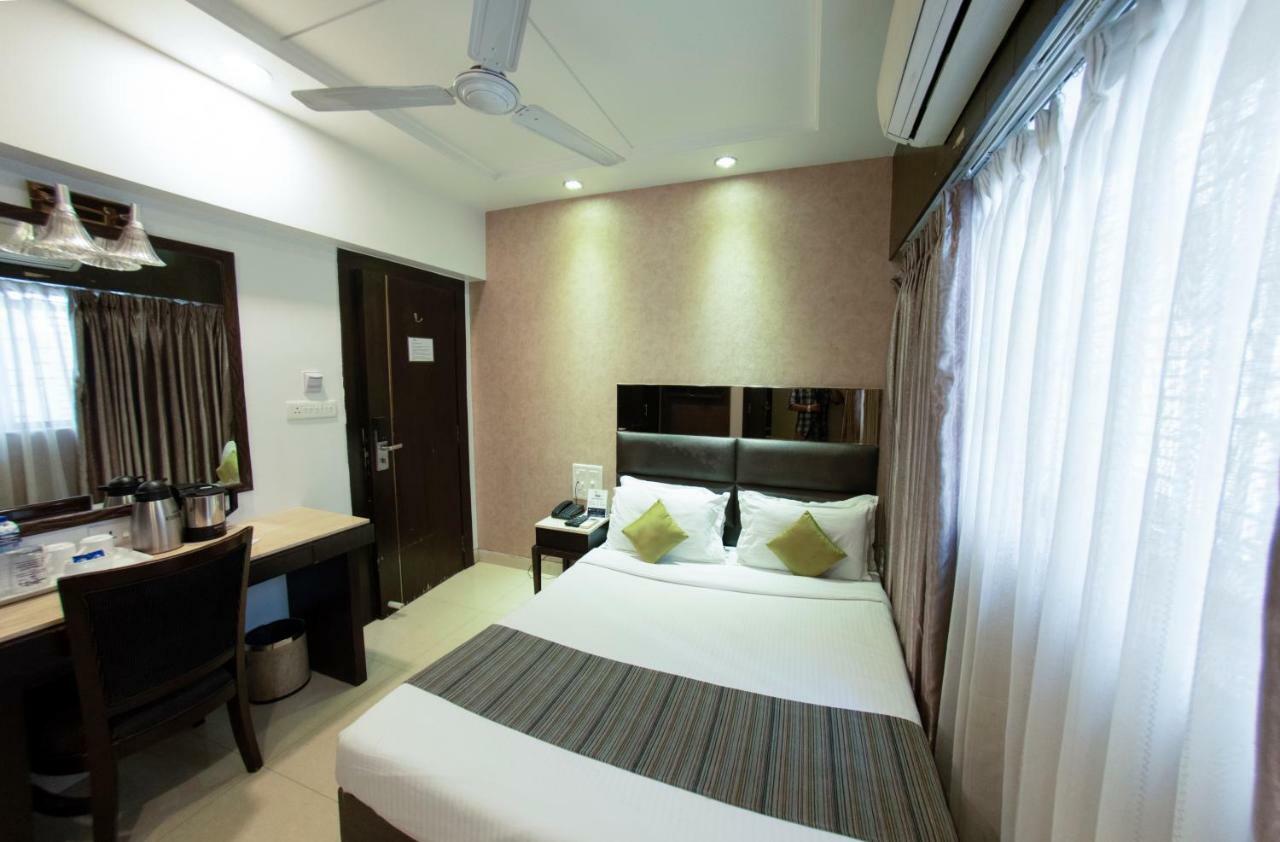 Hotel Manama Mumbai Kültér fotó